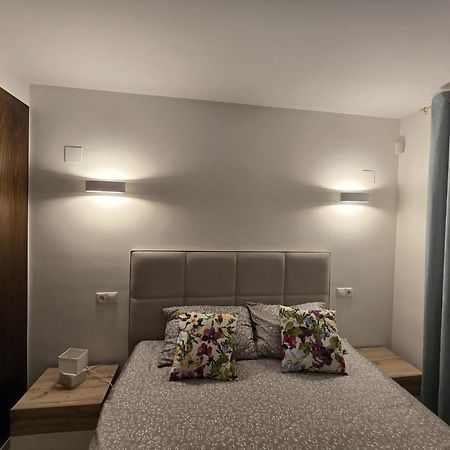Olivia Sunny 2 Bedroom Apartament Punta Prima Торевиеха Екстериор снимка