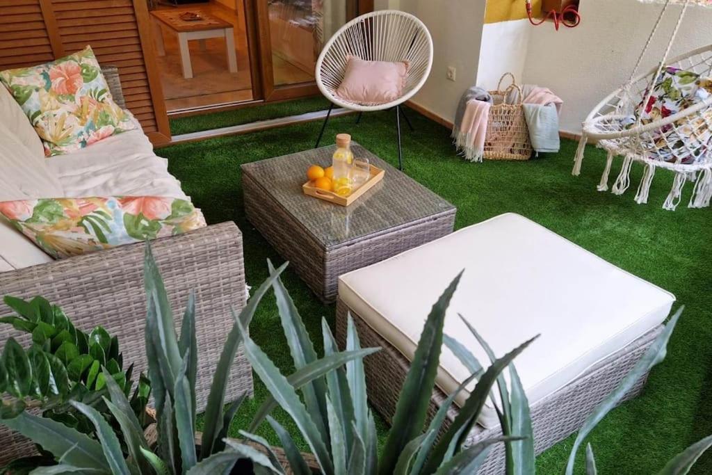 Olivia Sunny 2 Bedroom Apartament Punta Prima Торевиеха Екстериор снимка