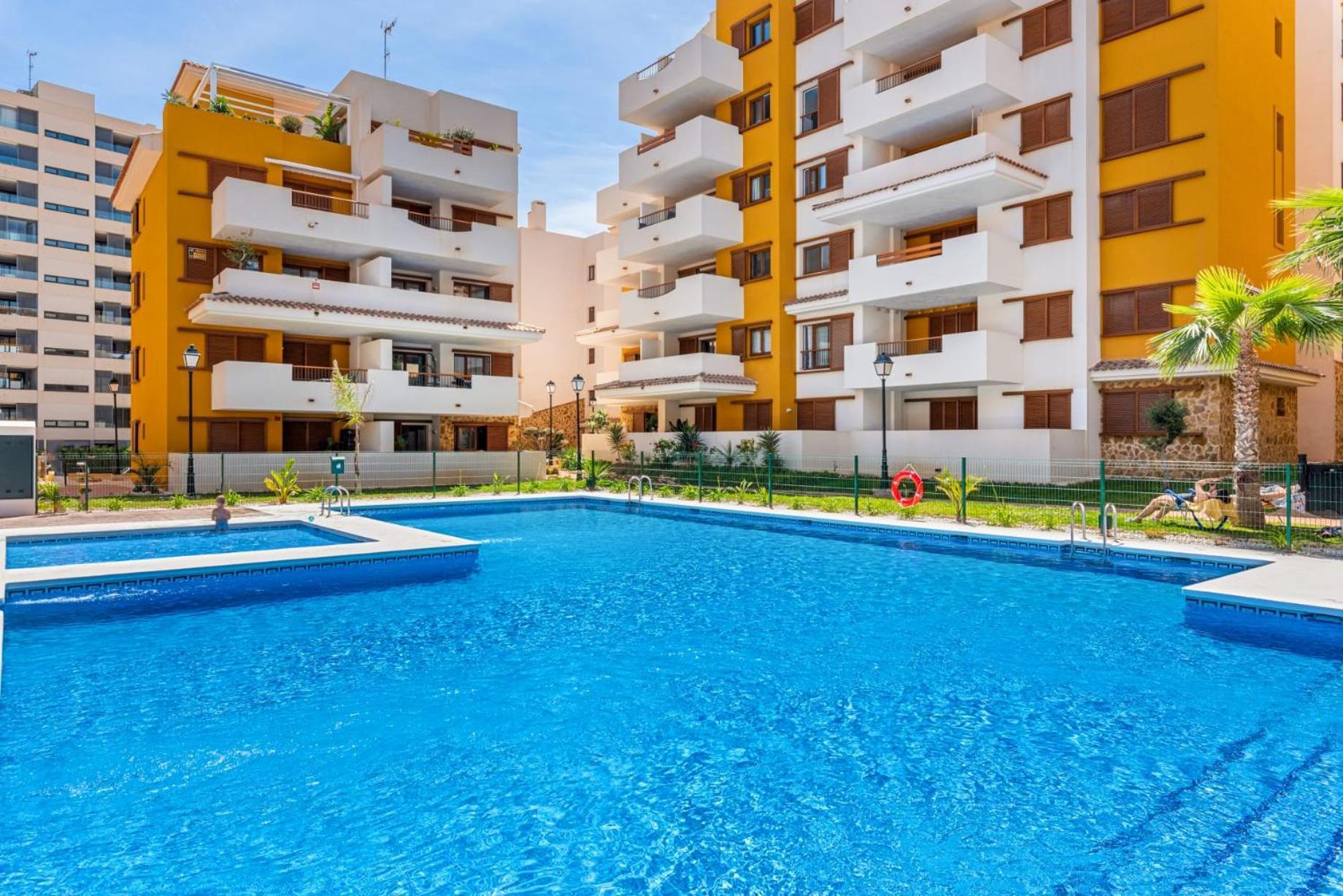 Olivia Sunny 2 Bedroom Apartament Punta Prima Торевиеха Екстериор снимка