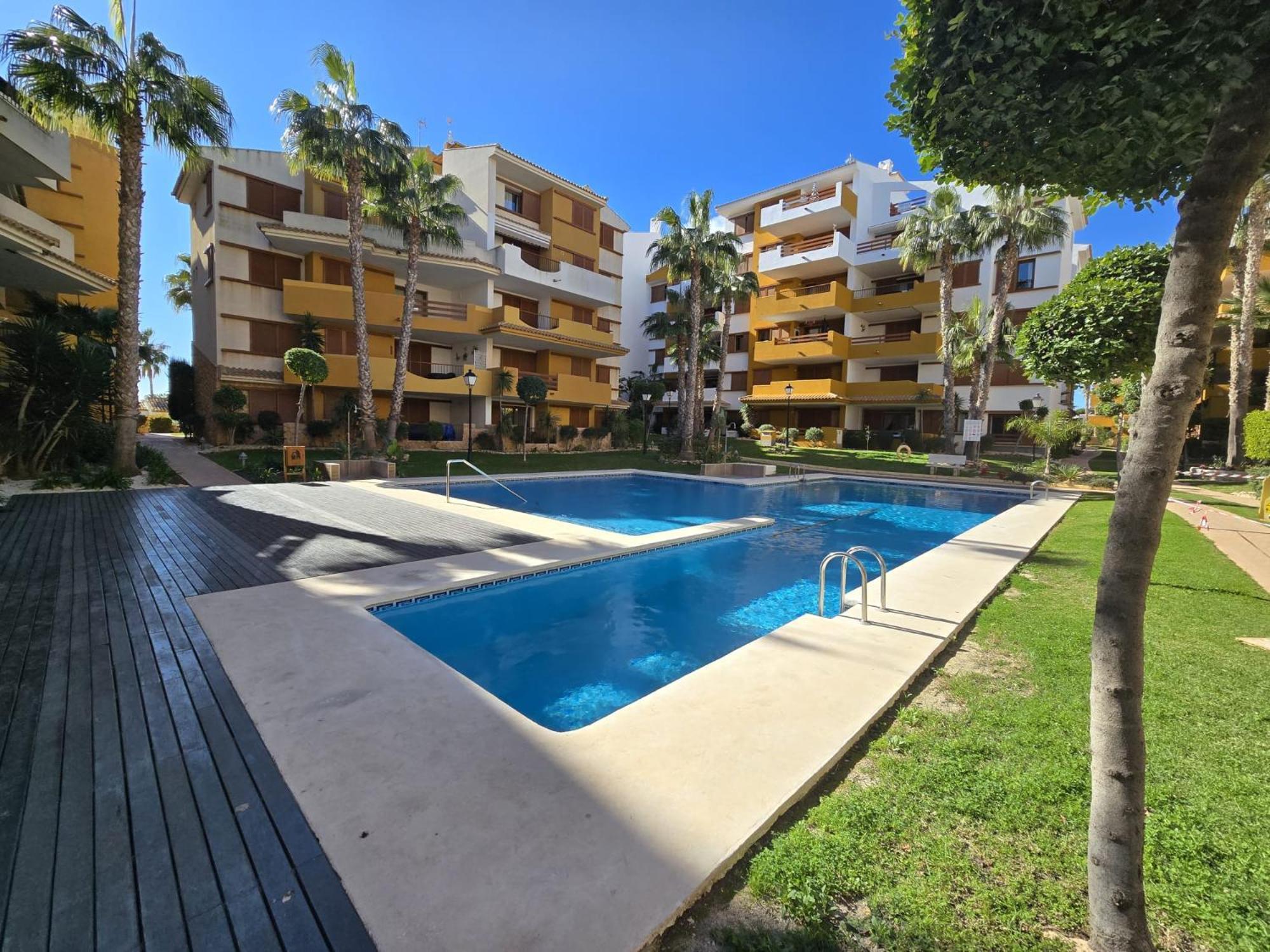 Olivia Sunny 2 Bedroom Apartament Punta Prima Торевиеха Екстериор снимка